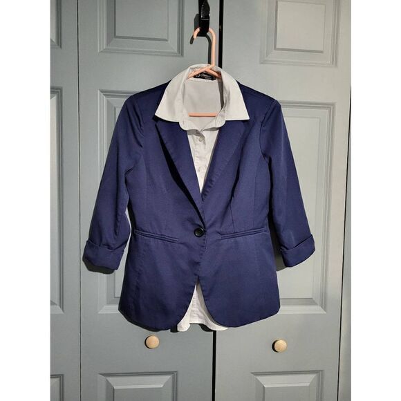 Womens navy blazer with matching collard under shirt - Picture 1 of 8